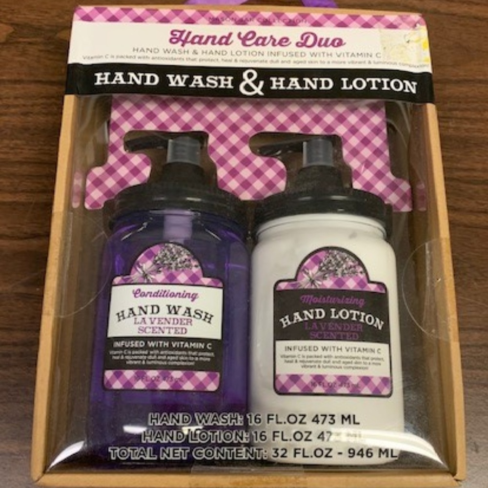 lavender hand wash and lotion duo-new in box